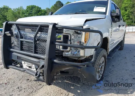 2017 Ford F-250 Xl z USA, uszkodzony, nr VIN 1FT7W2BT6HEB21050